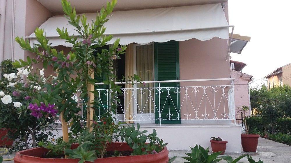 Vicky'S Guesthouse 카보스 외부 사진